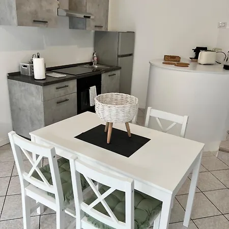 Jacam Free Parking *